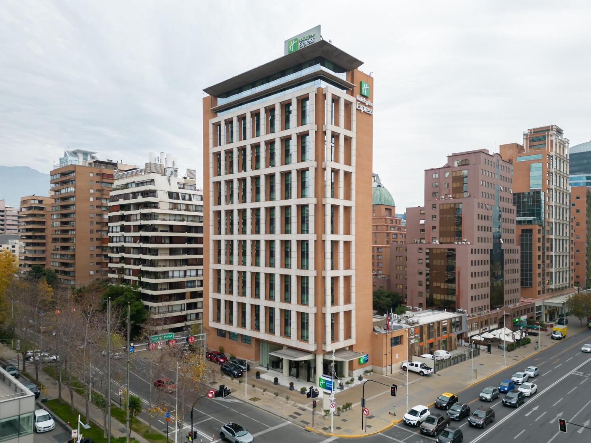 Holiday Inn Express Santiago Las Condes By Ihg Екстер'єр фото