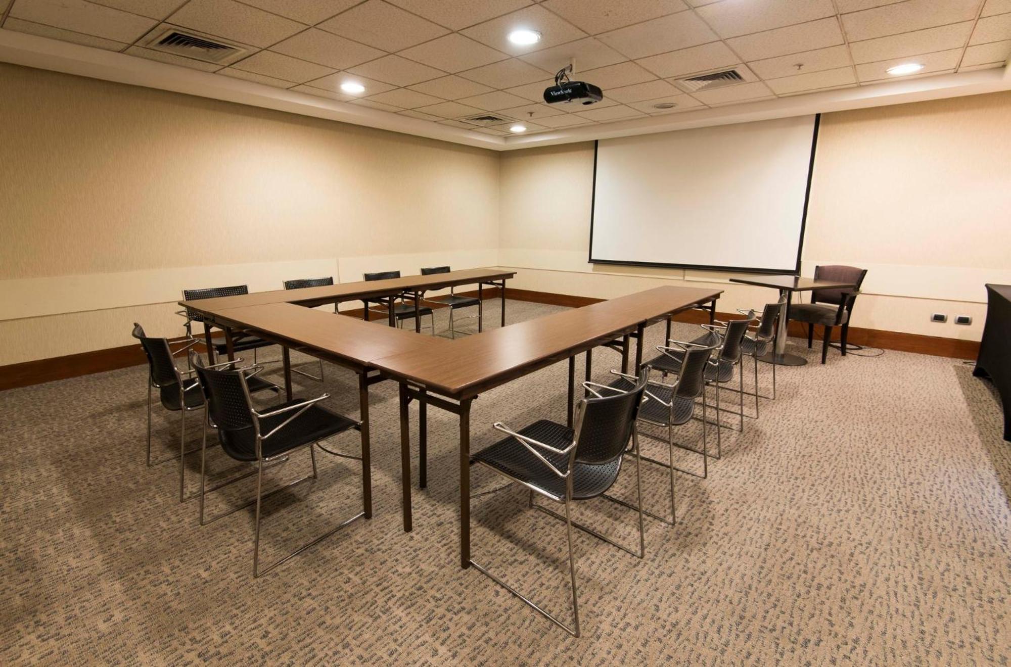 Holiday Inn Express Santiago Las Condes By Ihg Екстер'єр фото