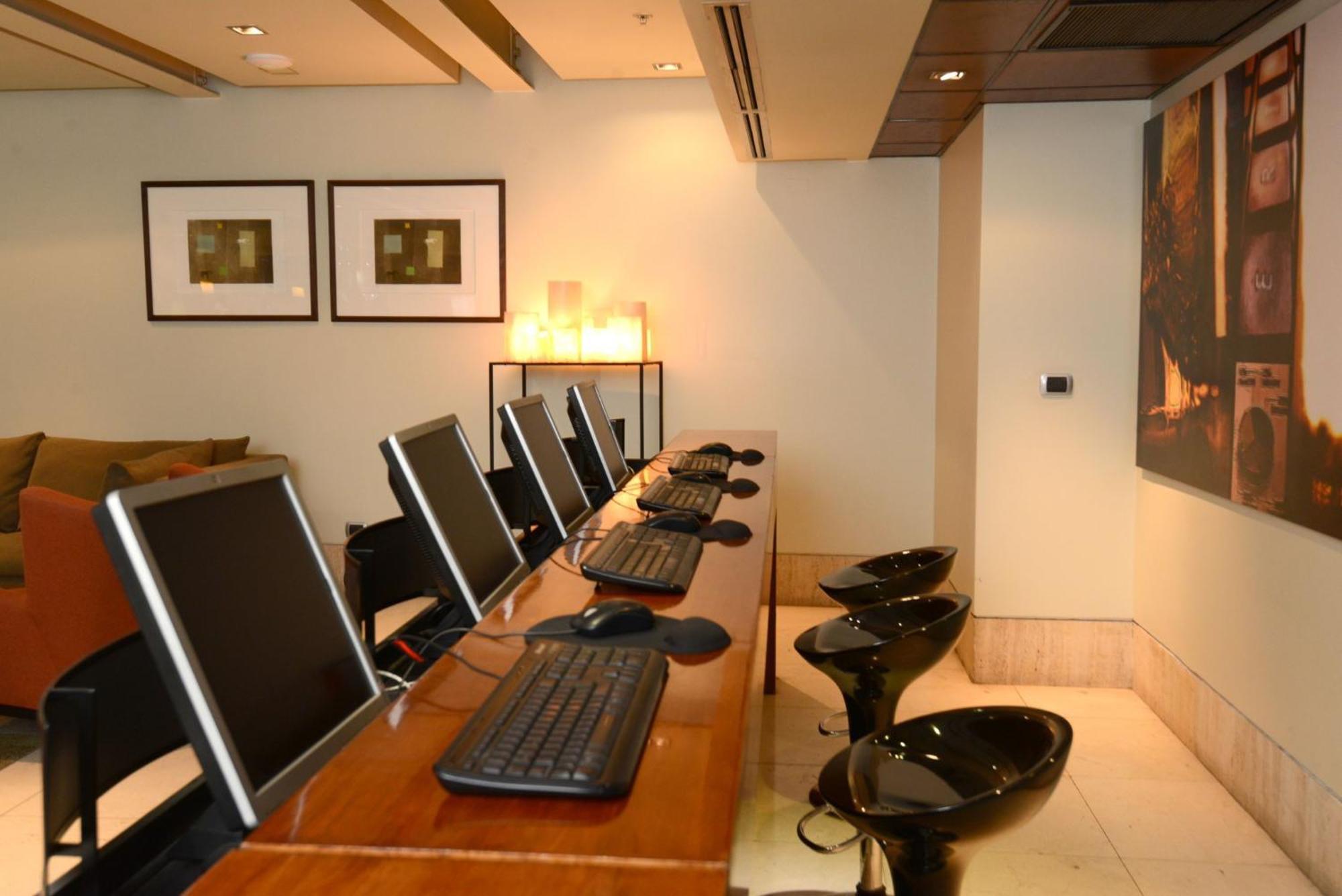Holiday Inn Express Santiago Las Condes By Ihg Екстер'єр фото