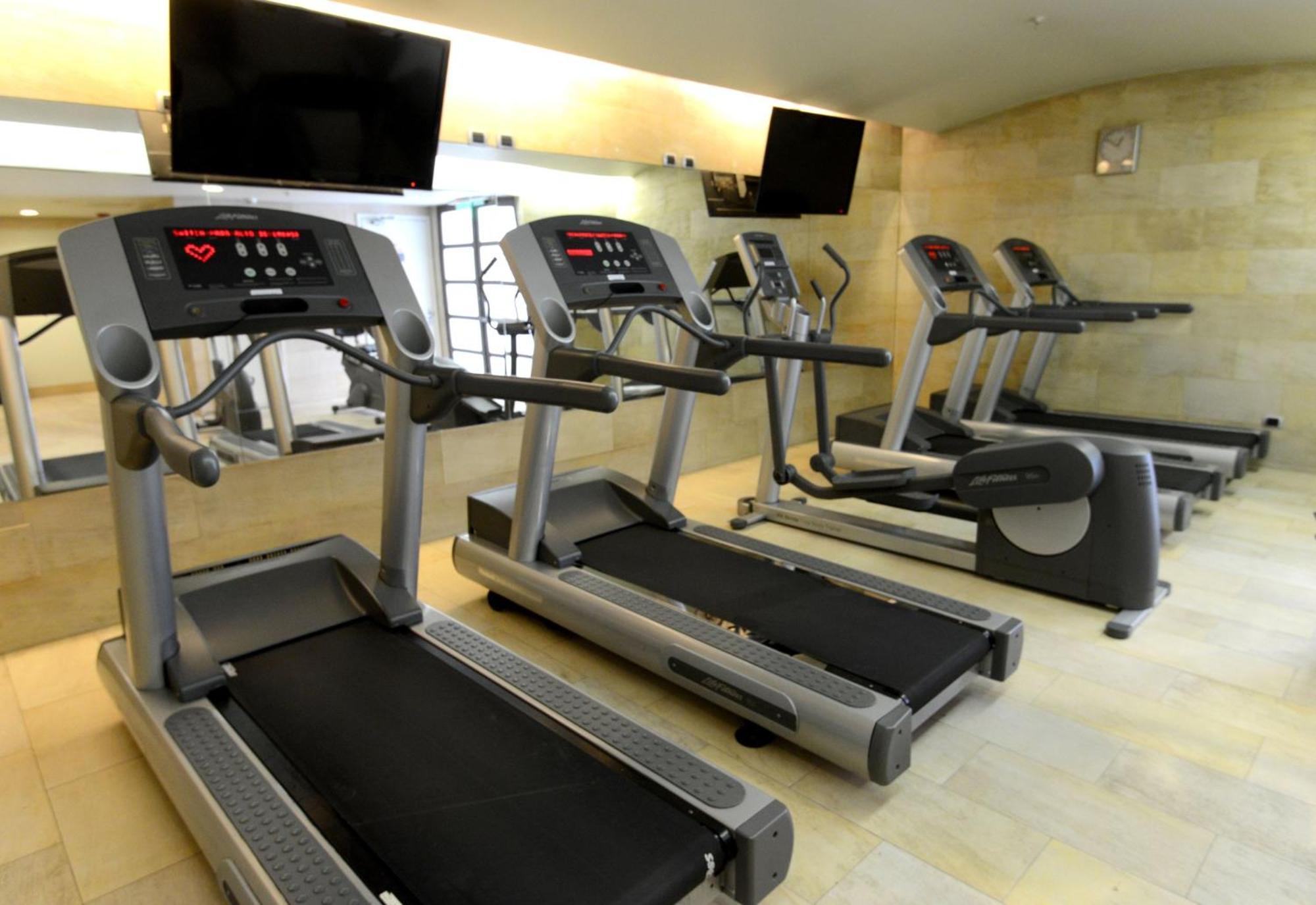 Holiday Inn Express Santiago Las Condes By Ihg Екстер'єр фото